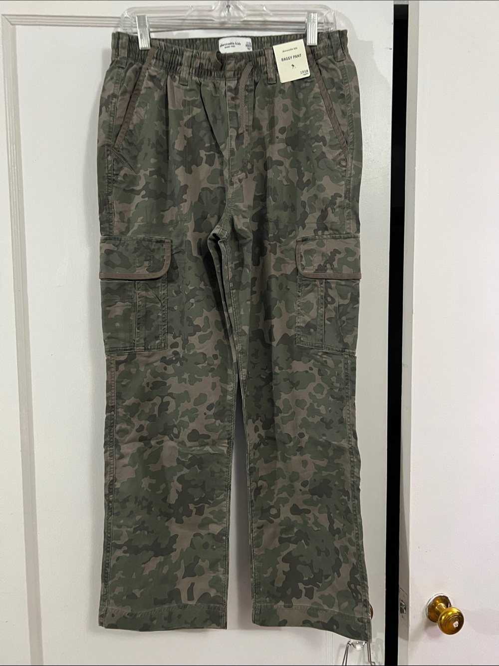 abercrombie kids Green Camo Cargo Pants